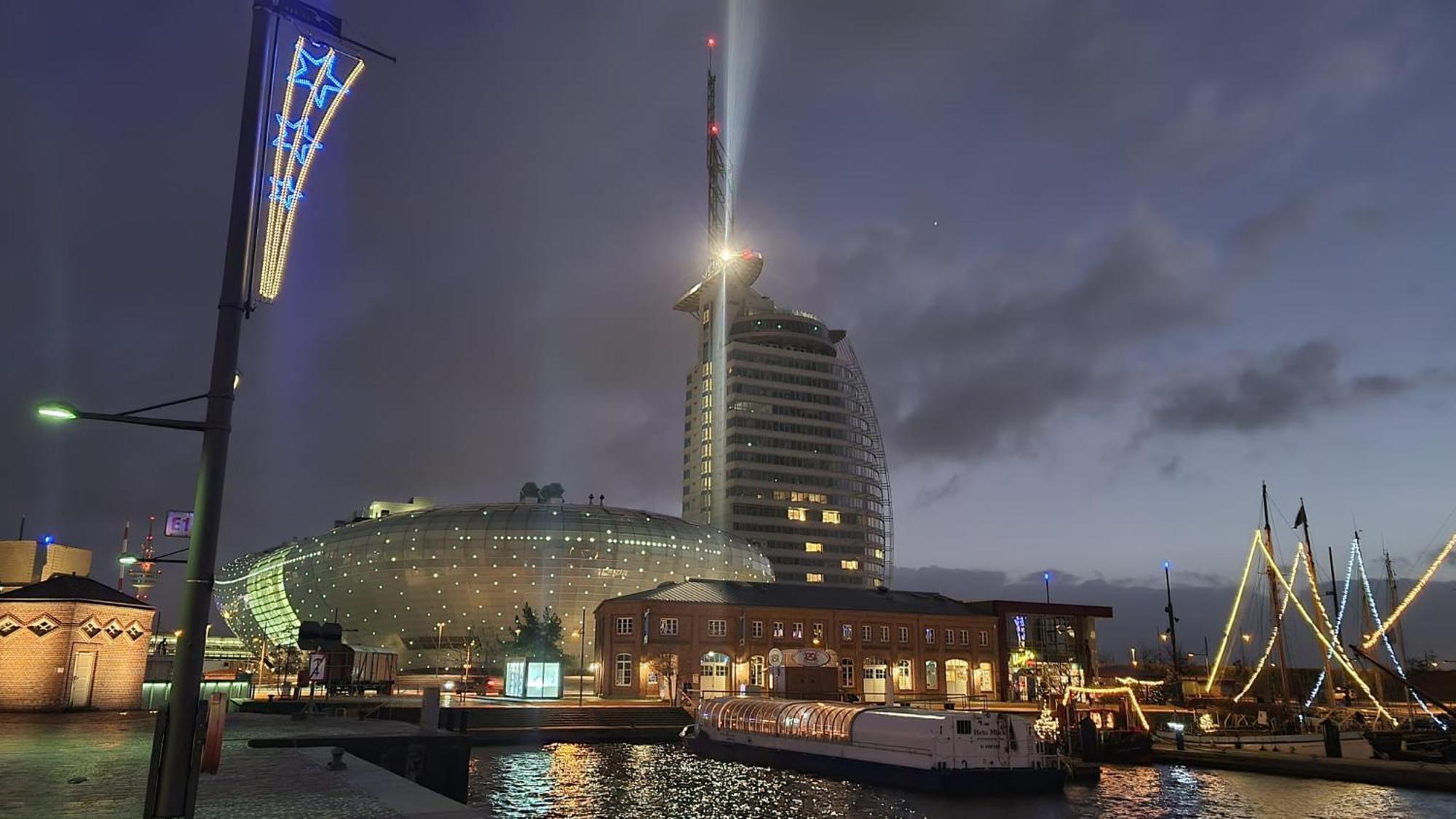 Gemuetl Wohnung Mit Blick Auf Den Hafen Bremerhaven Exterior photo