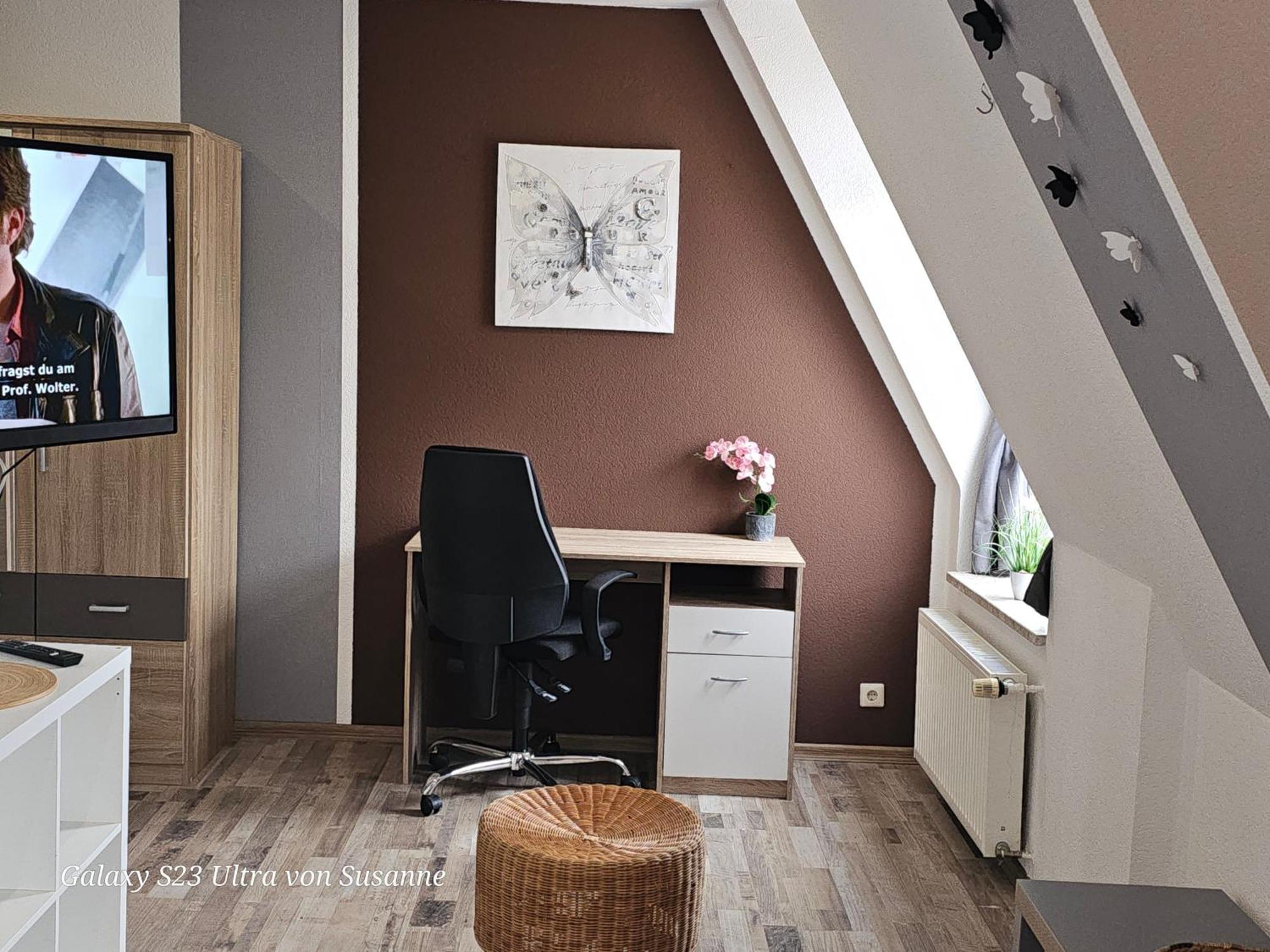 Gemuetl Wohnung Mit Blick Auf Den Hafen Bremerhaven Exterior photo